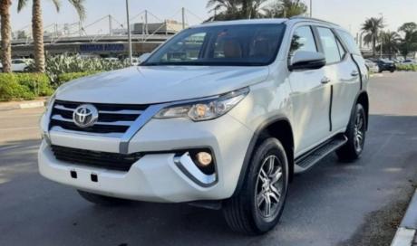Toyota Fortuner GXR V - GCC - IMMACULATE CONDITION - UNDER WARRANTY - AED 95,000