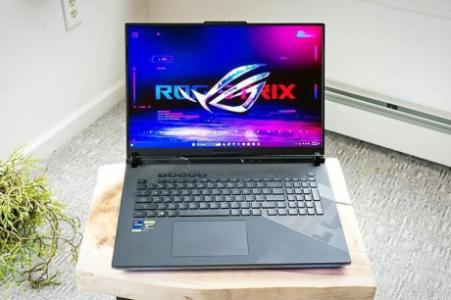 ASUS ROG Strix SCAR 18