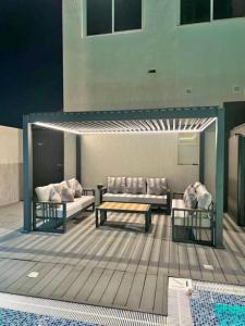 Premium Aluminum Louvered Pergola Outdoor Lounge Set without seats Cash on Delivery