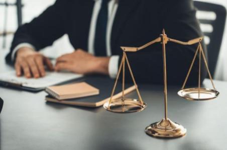 Affordable Legal Consultant in Dubai for SMEs & Startups