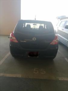 Nissan Tiida hatchback