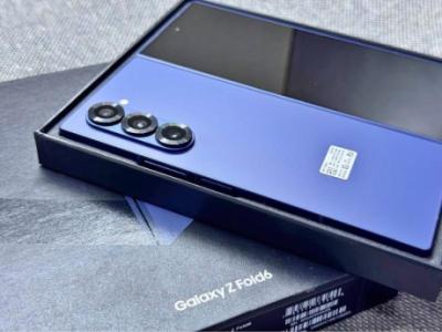 Samsung Z Fold 6 Navy blue