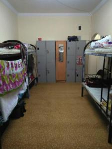 NO DEPOSIT+ALL INCLUSIVE BED SPACE FOR GENTS/ LADIES ONLY- BIG AND CLEAN FLAT NR UNION/BANIYAS METRO