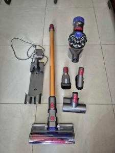 Dyson Vacuum V8 Absolute