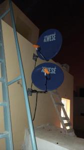 Satellite technician Kuwait al satellite installation al receivers tuning available DSL iptv