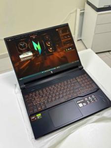 Acer Nitro V16 RTX 5050