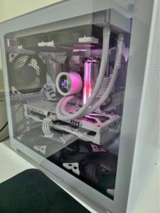 5080 9950x PC