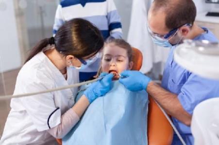 Orthodontics Treatment for Adults and Children in Dubai