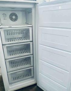 Daewoo STANDING FREEZER 250LTR