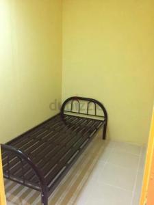 BED SPACE IMMEDIATE AVAILABLE FOR MALE / FEMALE FROM AED 700 ONWARDS NEAR UNION/BANIYAS METRO STN.