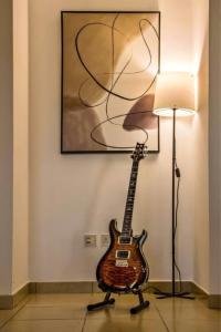 PRS Custom 24 Quilt Black Gold Sunburst Electric Guitar