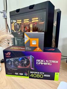 Gaming PC asus rtx 4080 super