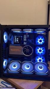 RTX 5090 & 9950x3D Gaming PC / Workstation