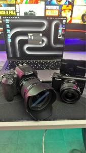 Canon 250D + Canon M100