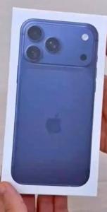 HK iPhone 17 pro max 2TB Deep Blue
