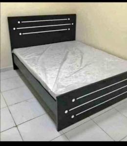 Brand New 150*190 size queen bed