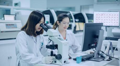 Get Pharmaceutical Healthcare and Dental Clinic License in Oman