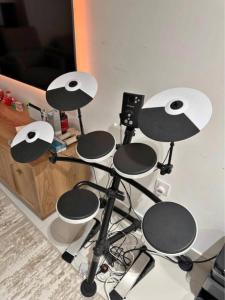 Electronic Drum Set
